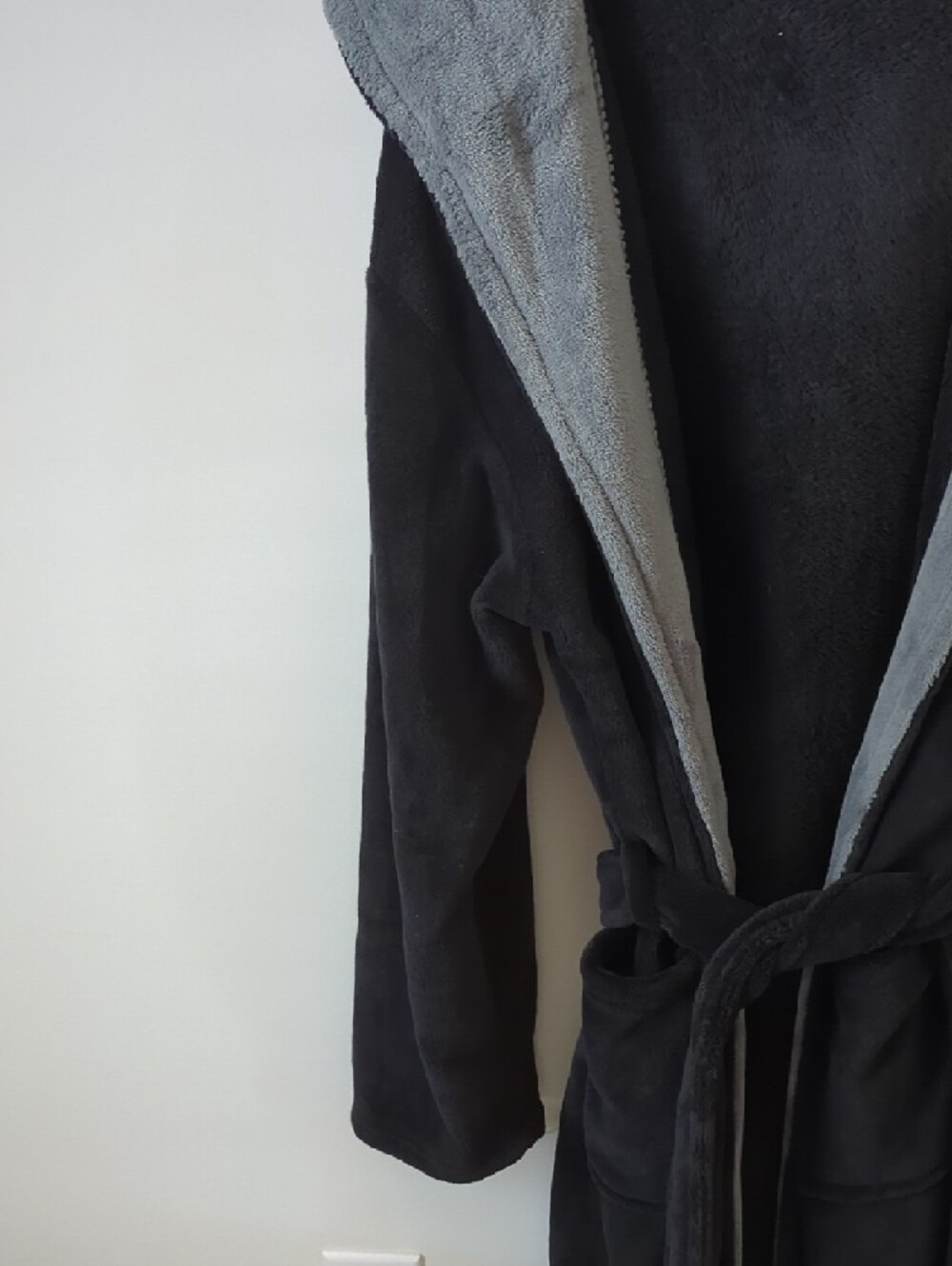 Black Hooded Plush Robe Coat with Gray Lining - Picture 3 of 4
